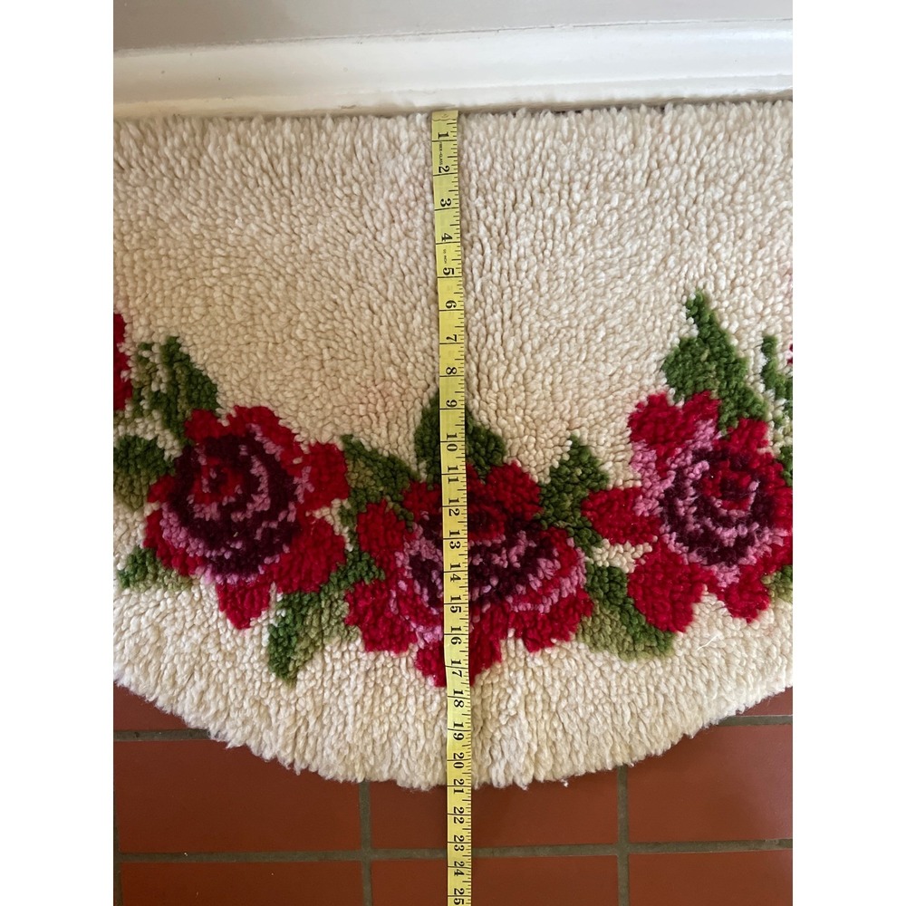 Vintage 1980 Shillcraft Handmade Latch Hook Rug Half Moon Floral Rose 36x18 - Picture 5 of 5